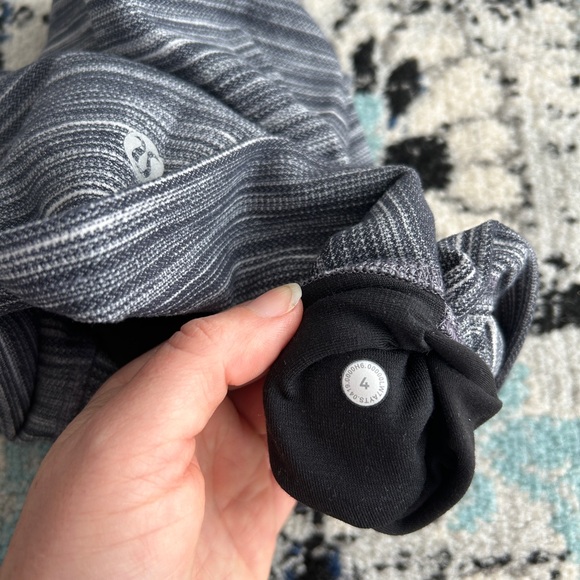 Lululemon Align Shorts - Picture 6 of 6